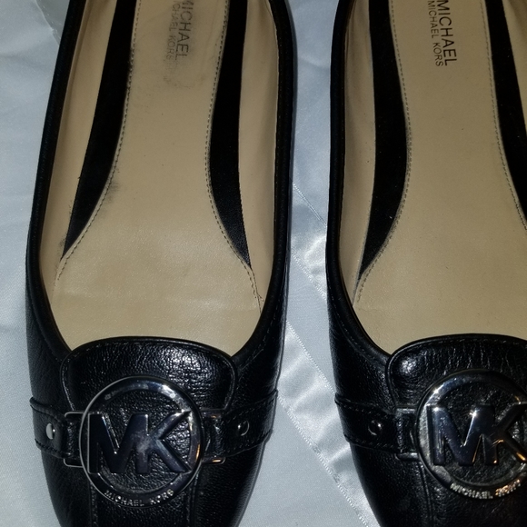 Michael Kors flats - size 8 - Picture 3 of 3